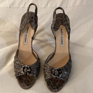 Manolo Blahnik Metallic Leopard Print Sedaraby Slingback Pumps